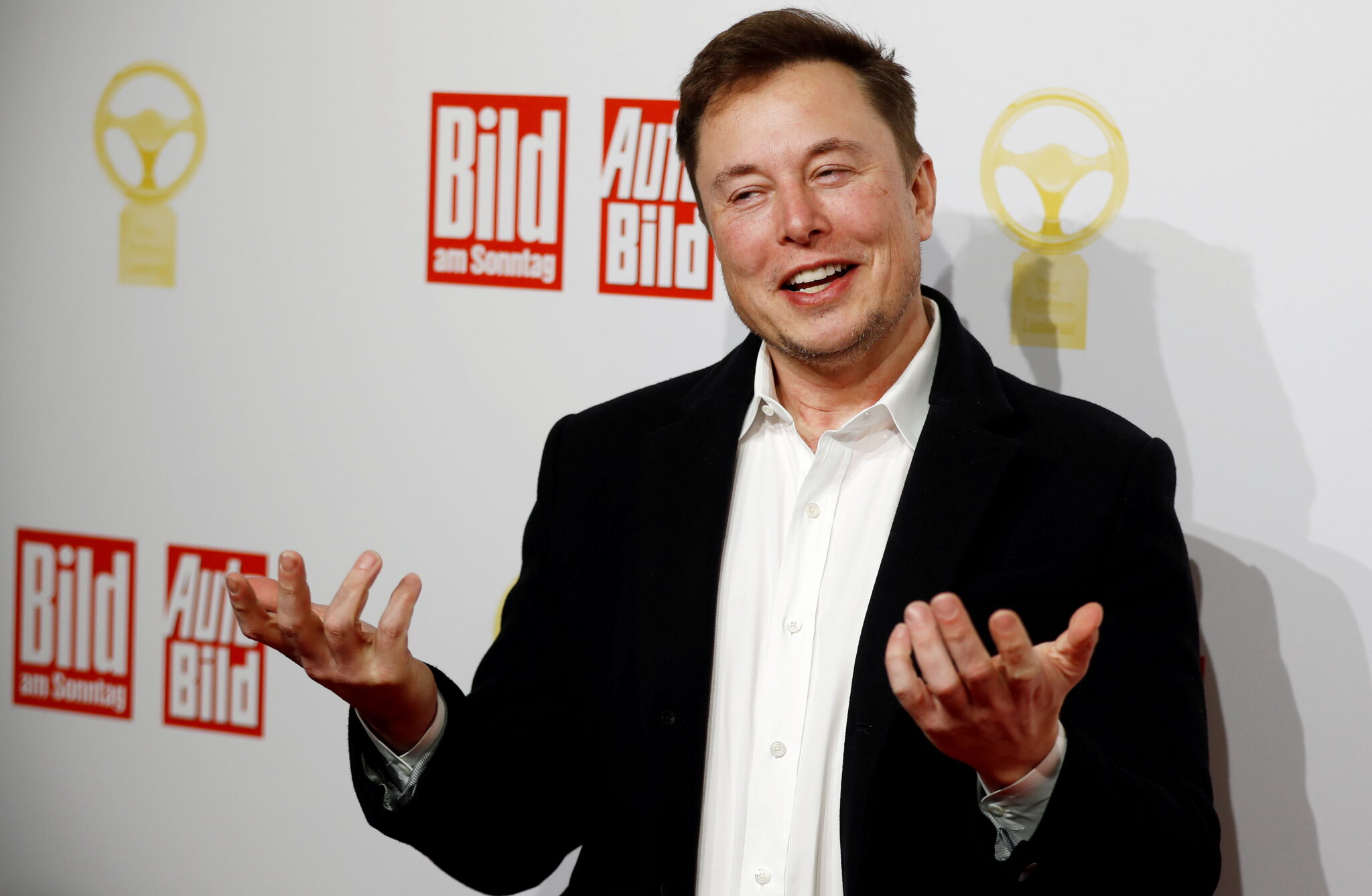 ELON REEVE MUSK, COFUNDADOR DE SPECE X Y TESLA, PADECE SÍDROME DE