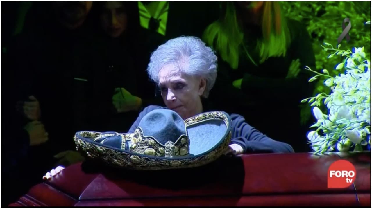 EL ÚLTIMO ADIÓS A ÍDOLO DE LA CANCIÓN RANCHERA, VICENTE FERNANDEZ – BC  Reporteros